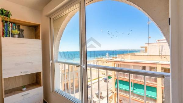 Продажа квартиры на Piso en Avenida Vicente Blasco Ibañez, Tamarit - Playa Lissa, Santa Pola, Санта Пола
thumbnail 2