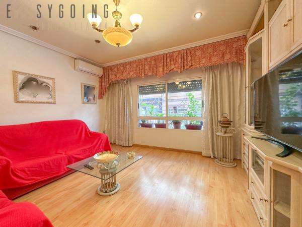 Venta de piso en Piso en Alicante, Centro, Santa Pola, Santa Pola
thumbnail 1