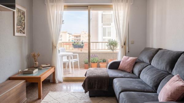 Venta de piso en Piso en Calle Poeta Miguel Hernández, 8, Centro, Santa Pola, Santa Pola
photo 1