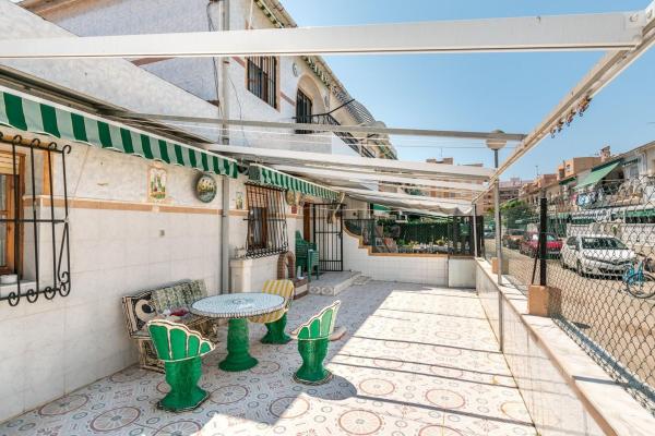 Chalet adosado en Calle Ricardo Zamora, Puerto, Santa Pola photo 4