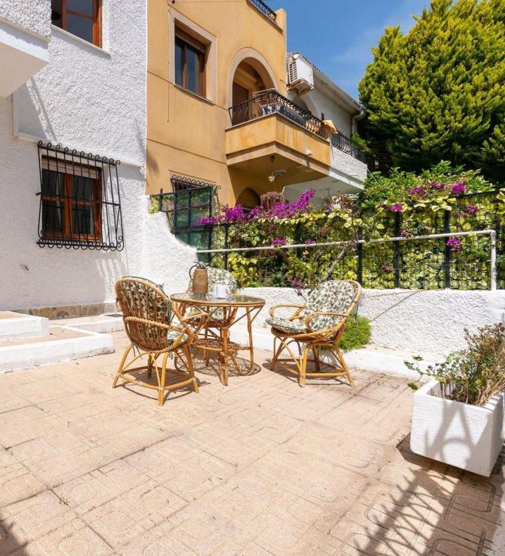 Properties for sale and rent in Spain photo 2