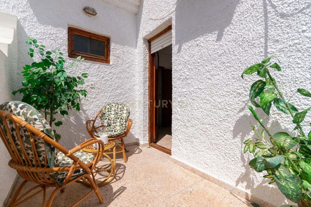 Properties for sale and rent in Spain photo 5