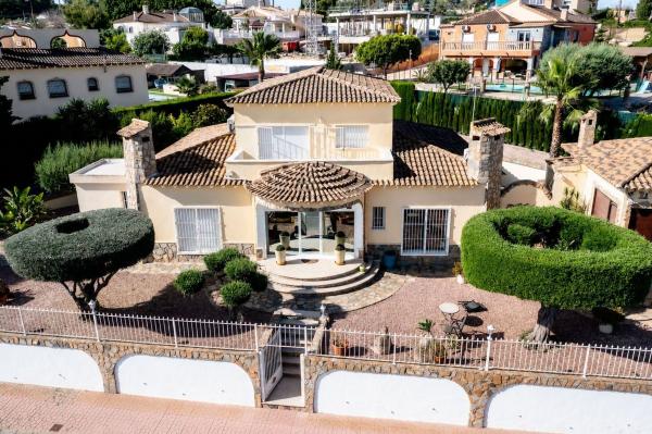 Casa o chalet independiente en Avenida del Mar, Almoradí photo 1