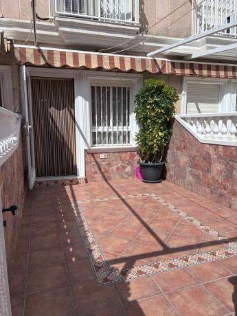 Chalet adosado en Calle Elda, 99, Tamarit - Playa Lissa, Santa Pola photo 2