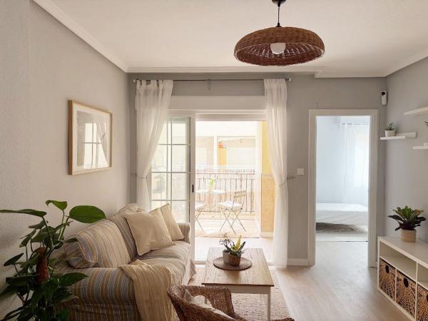 Venta de piso en Piso en Calle Burgos, 3, Puerto, Santa Pola, Santa Pola
thumbnail 2