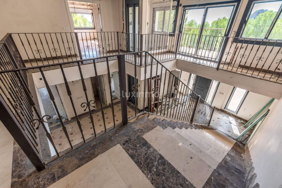 Properties for sale and rent in Spain photo 3