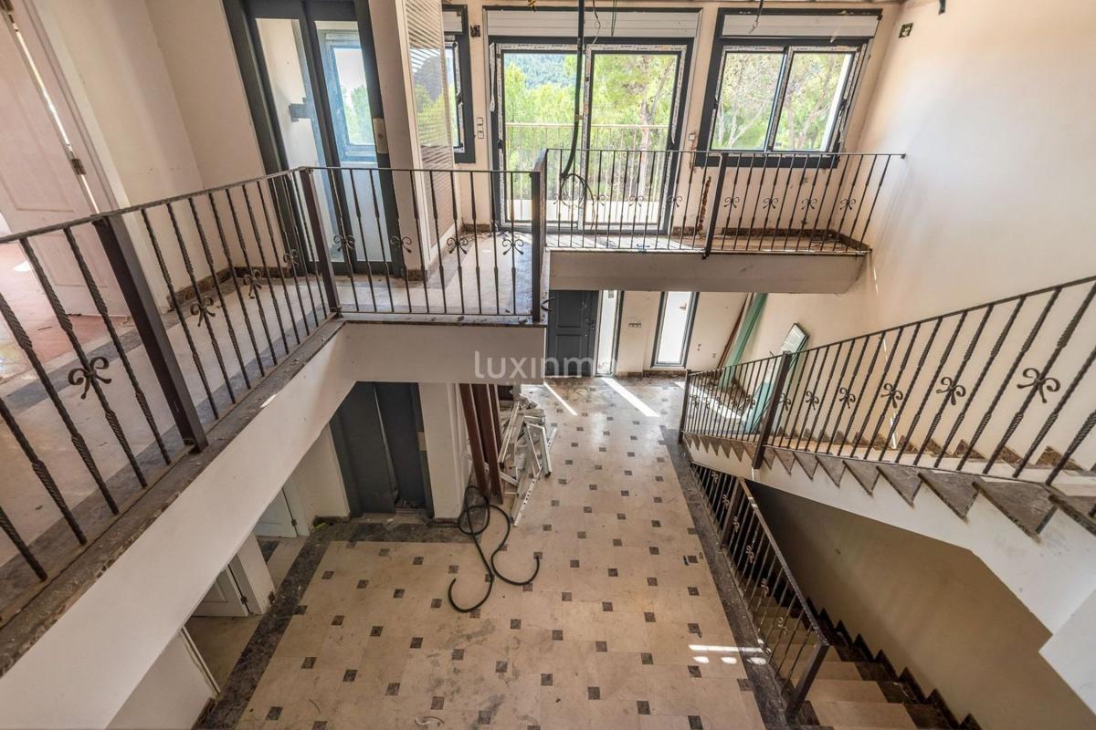 Properties for sale and rent in Spain photo 4