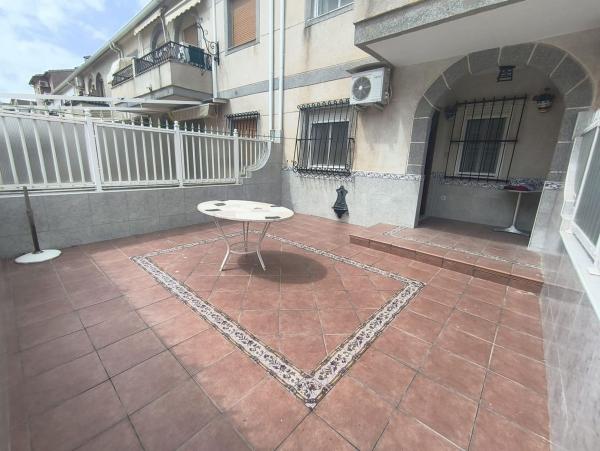 Chalet adosado en Calle Almoradí, Gran Playa, Santa Pola photo 2