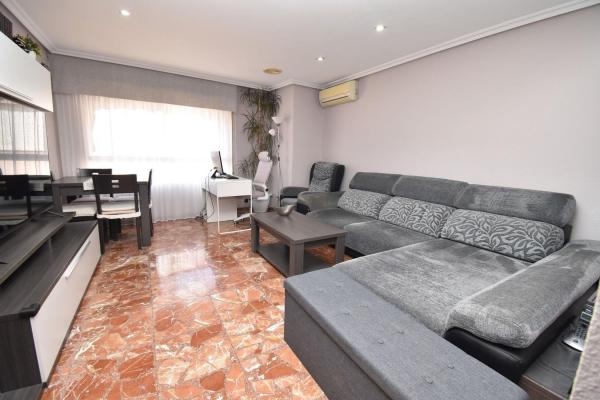 Venta de piso en Piso en Calle Sant Ferran, Centro, Santa Pola, Santa Pola
 photo 4
