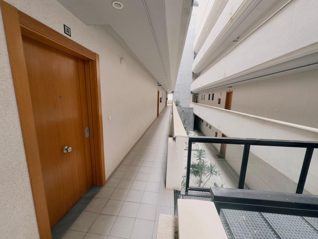 Sprzedaż mieszkania w Piso en CL Pintor Sorolla, 8, Centro, Santa Pola, Santa Pola
 photo 2