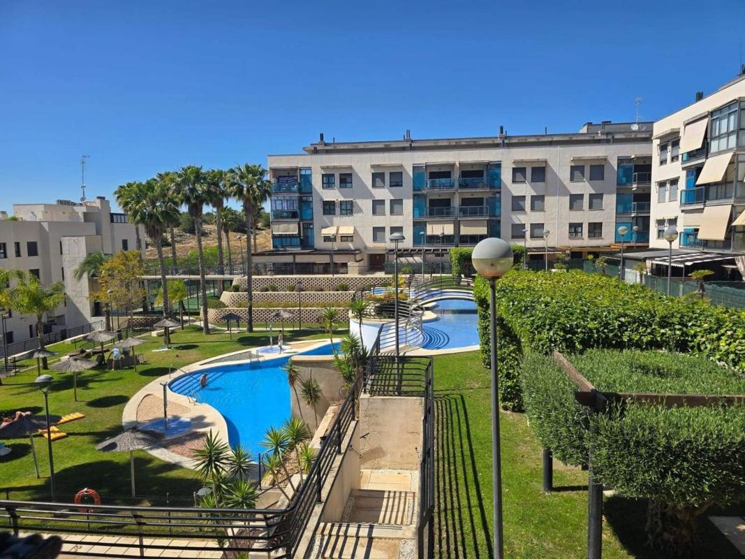 Venta de piso en Piso en Calle Pintor Sorolla, Centro, Santa Pola, Santa Pola
photo 1