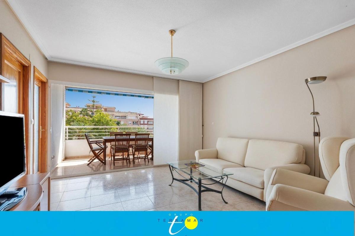 Продажа квартиры на Piso en Calle Caballero de Rodas, 172, Playa del Cura, Torrevieja, Торревьеха
photo 2