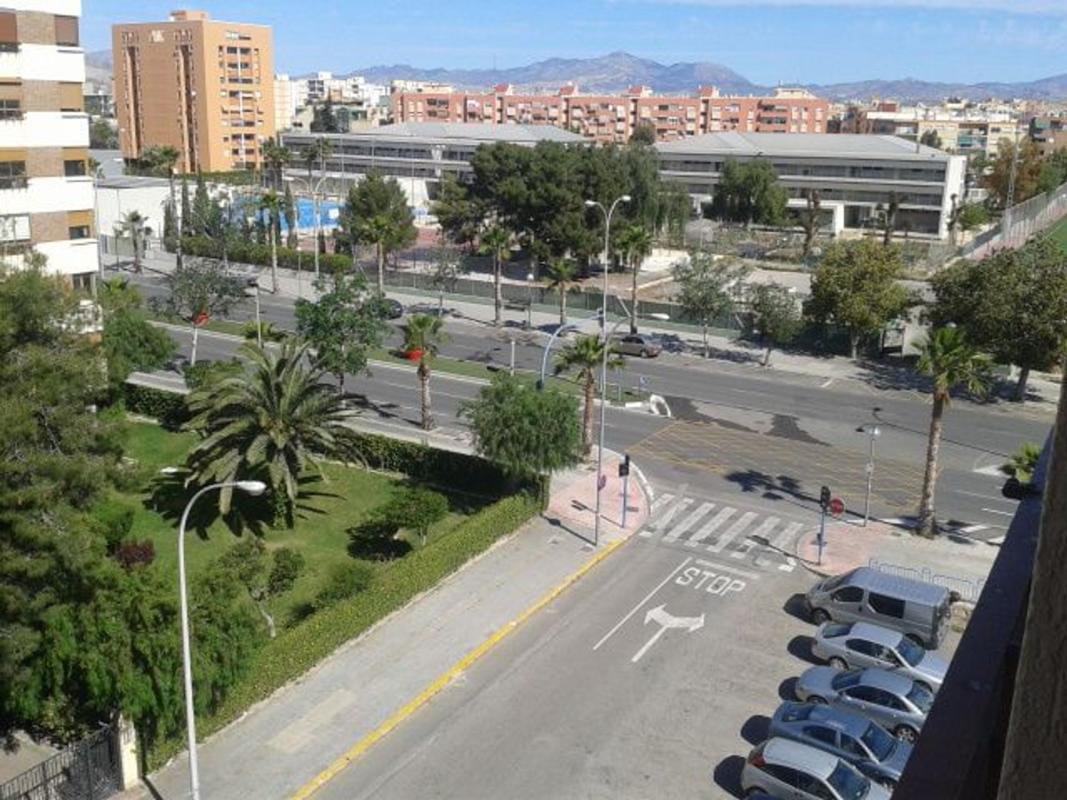 Venta de piso en Piso en Avenida de Alcalde Lorenzo Carbonell, 41, Babel, Alicante / Alacant, Alicante / Alacant
photo 1