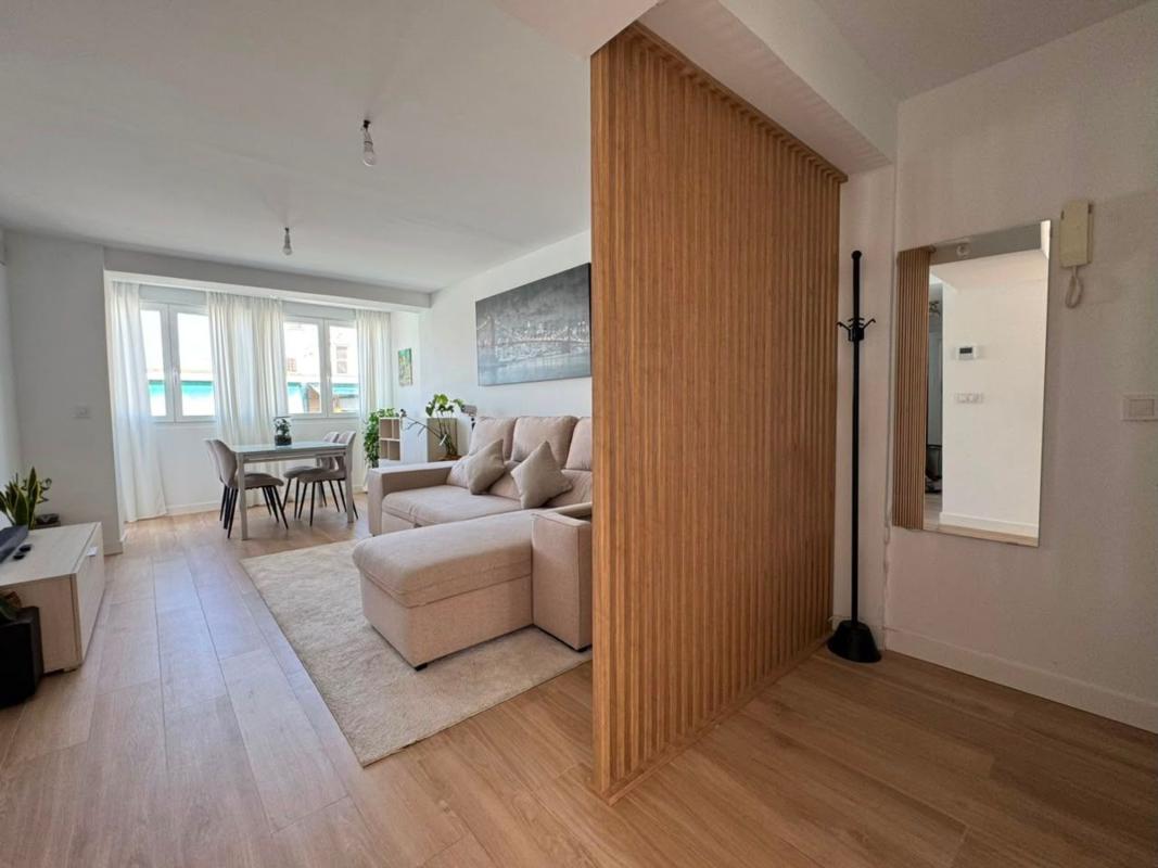 Venta de piso en Piso en Calle Gonzalo Mengual, 17, Plà del Bon Repòs-La Goteta, Alicante / Alacant, Alicante / Alacant
photo 2