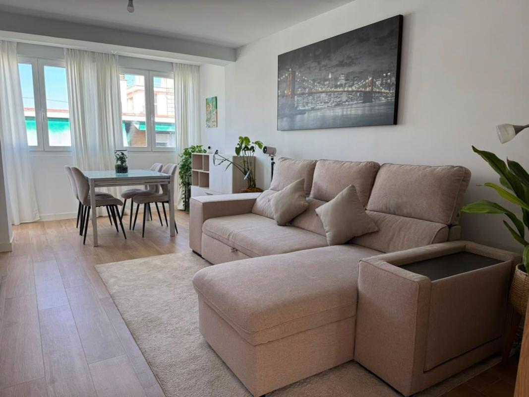 Venta de piso en Piso en Calle Gonzalo Mengual, 17, Plà del Bon Repòs-La Goteta, Alicante / Alacant, Alicante / Alacant
photo 3