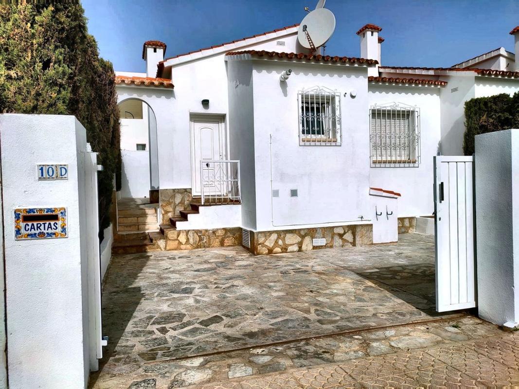 Propiedades en venta y alquiler en España photo 1