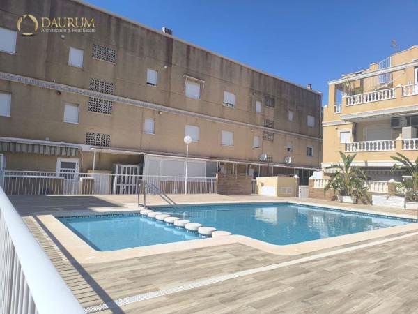 Chalet adosado en Avenida Albacete, Gran Playa, Santa Pola photo 4