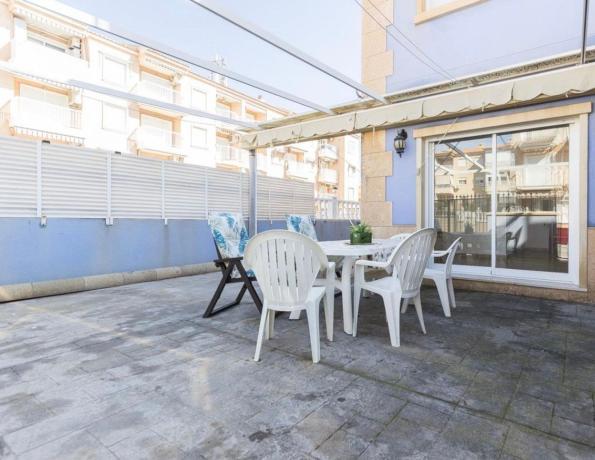Venta de piso en Piso en Calle Consueta, Tamarit - Playa Lissa, Santa Pola, Santa Pola
thumbnail 1