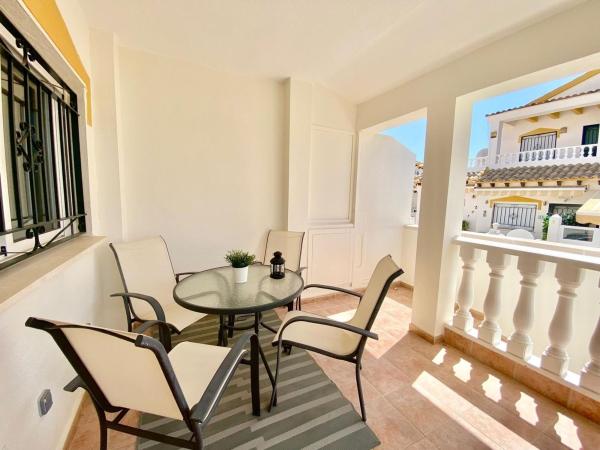 Chalet pareado en Los Balcones y los Altos, Orihuela photo 4