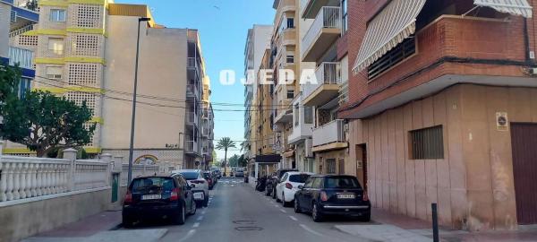 Venta de piso en Piso en Calle Castaños, Playa Levante, Santa Pola, Santa Pola
thumbnail 1