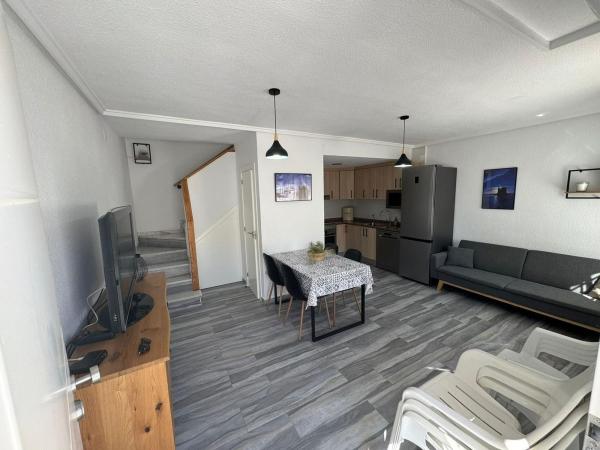 Chalet adosado en Calle Biar, Tamarit - Playa Lissa, Santa Pola photo 4