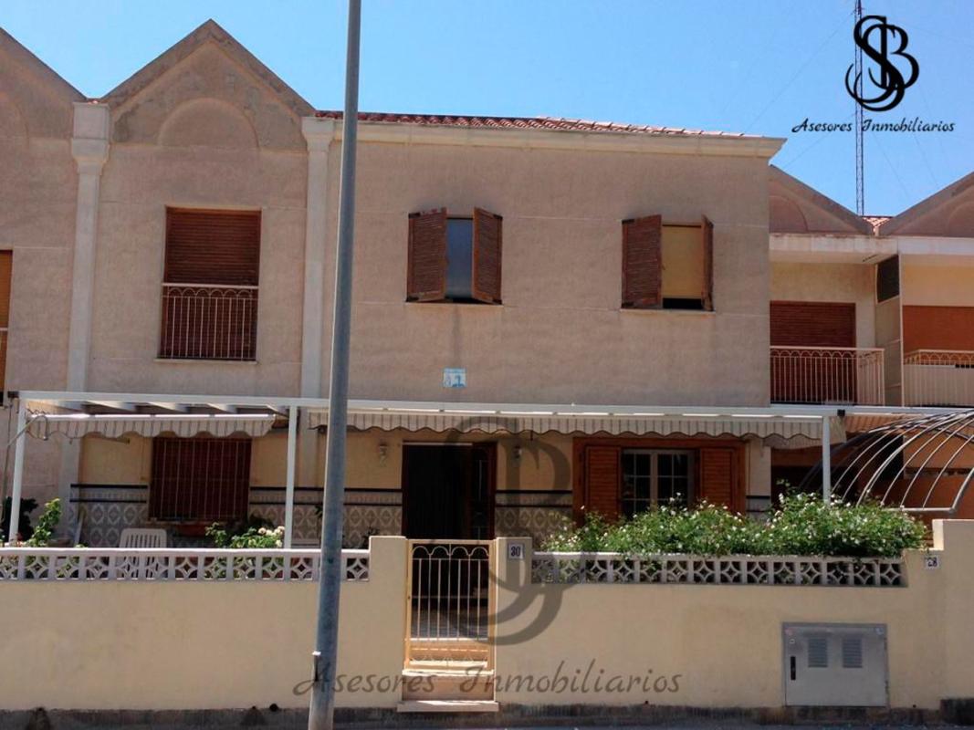 Venta de chalet adosado en Chalet adosado en Calas de santiago, Centro, Santa Pola , Santa Pola photo 3
