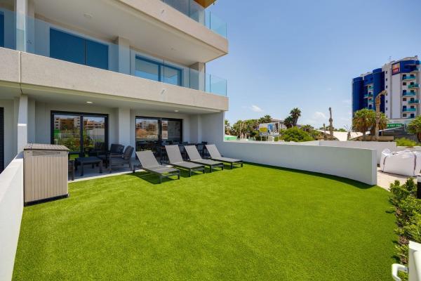 Продажа квартиры на Piso en Avenida del Mar, 2, Punta Prima, Orihuela, Ориуэла
 photo 1