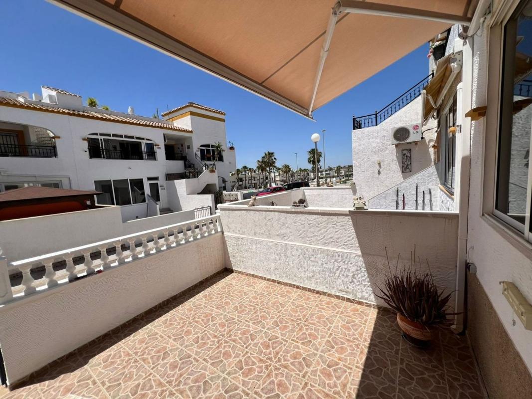 Sale of apartment in Piso en Calle Albaricoquero, 174, Desamparados-Hurchillo-Torremendo, Orihuela, Orihuela
 photo 4