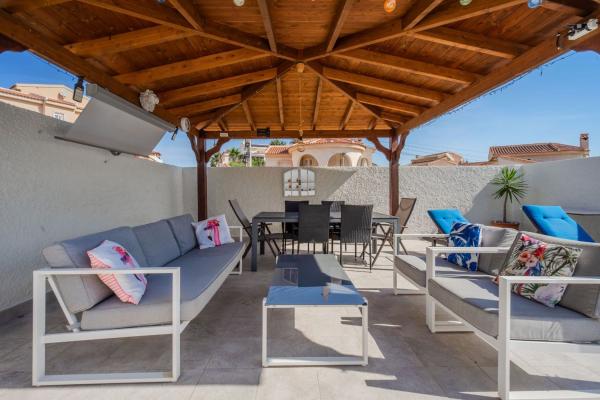 Chalet wolnostojący na sprzedaż w Casa o chalet en Calle Asia, 4, La Marquesa, Rojales, Rojales thumbnail 2
