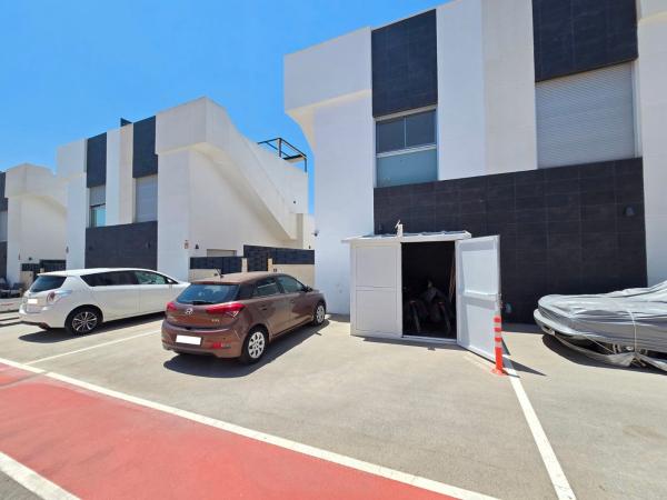 Chalet wolnostojący na sprzedaż w Casa o chalet en Calle Guadalajara, 28, Lo Marabú, Rojales, Rojales thumbnail 1