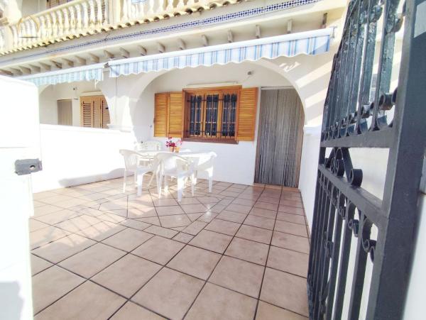 Casa o chalet independiente en Calle Ensayo General, Tamarit - Playa Lissa, Santa Pola photo 1