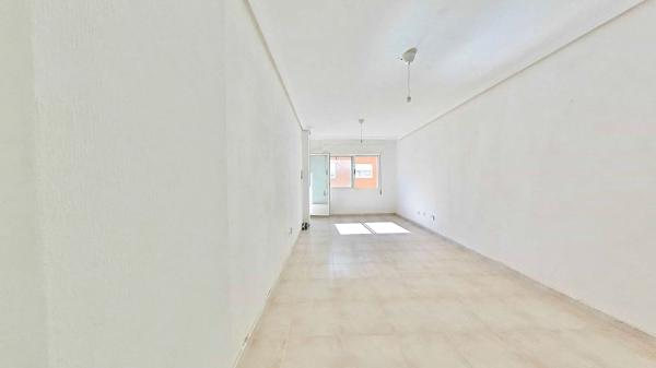Venta de piso en Piso en Julian Besteiro, 6, Bigastro, Bigastro
thumbnail 2