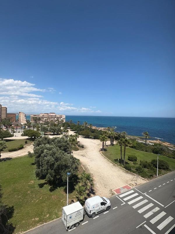 Venta de piso en Piso en Paseo Navarra, Miramar - Torre del Moro, Torrevieja, Torrevieja
photo 3