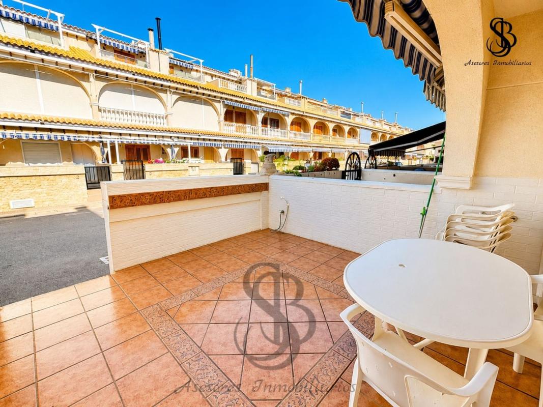 Продажа отдельного шале в Chalet pareado en Calle del Cadafal, Tamarit - Playa Lissa, Santa Pola, Санта Пола photo 3