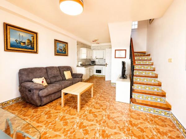 Chalet pareado en Calle del Cadafal, Tamarit - Playa Lissa, Santa Pola photo 4