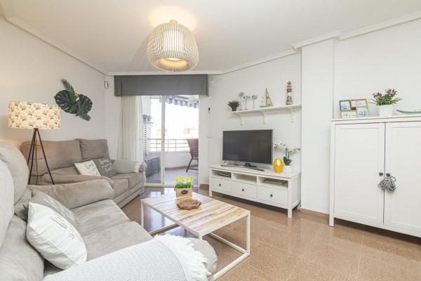 Venta de piso en Piso en Calle Mare de Déu del Carmen, Calas de Santiago Bernabeu, Santa Pola, Santa Pola
thumbnail 1