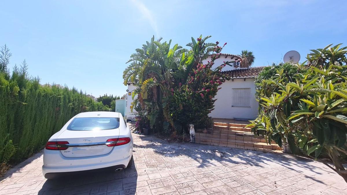 Properties for sale and rent in Spain photo 3