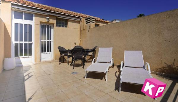 Chalet adosado en Calle Colombia, Calas de Santiago Bernabeu, Santa Pola thumbnail 1