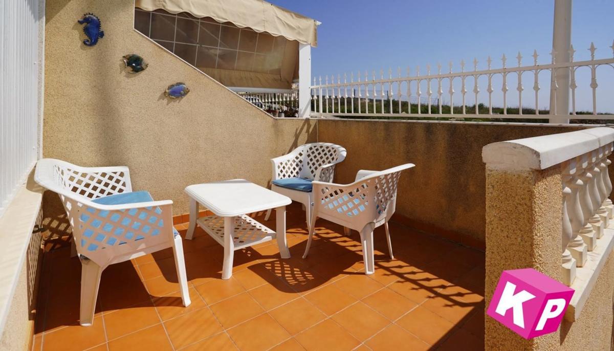 Venta de chalet adosado en Chalet adosado en Calle Colombia, Calas de Santiago Bernabeu, Santa Pola , Santa Pola photo 5