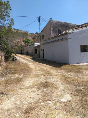 Finca rustykalna na sprzedaż w  Finca rústica en Pinoso , Pinoso photo 2