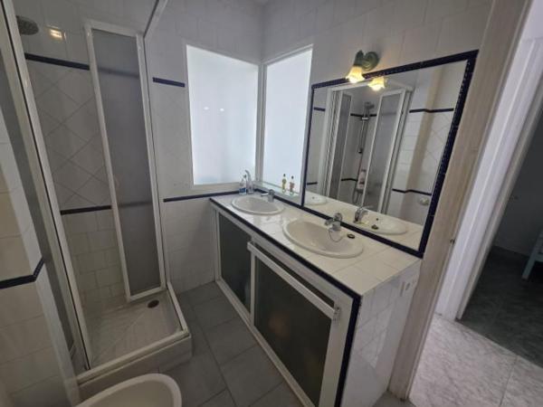 Venta de piso en Piso en Calle Rojales, Playa de los Náufragos, Torrevieja, Torrevieja
 photo 4