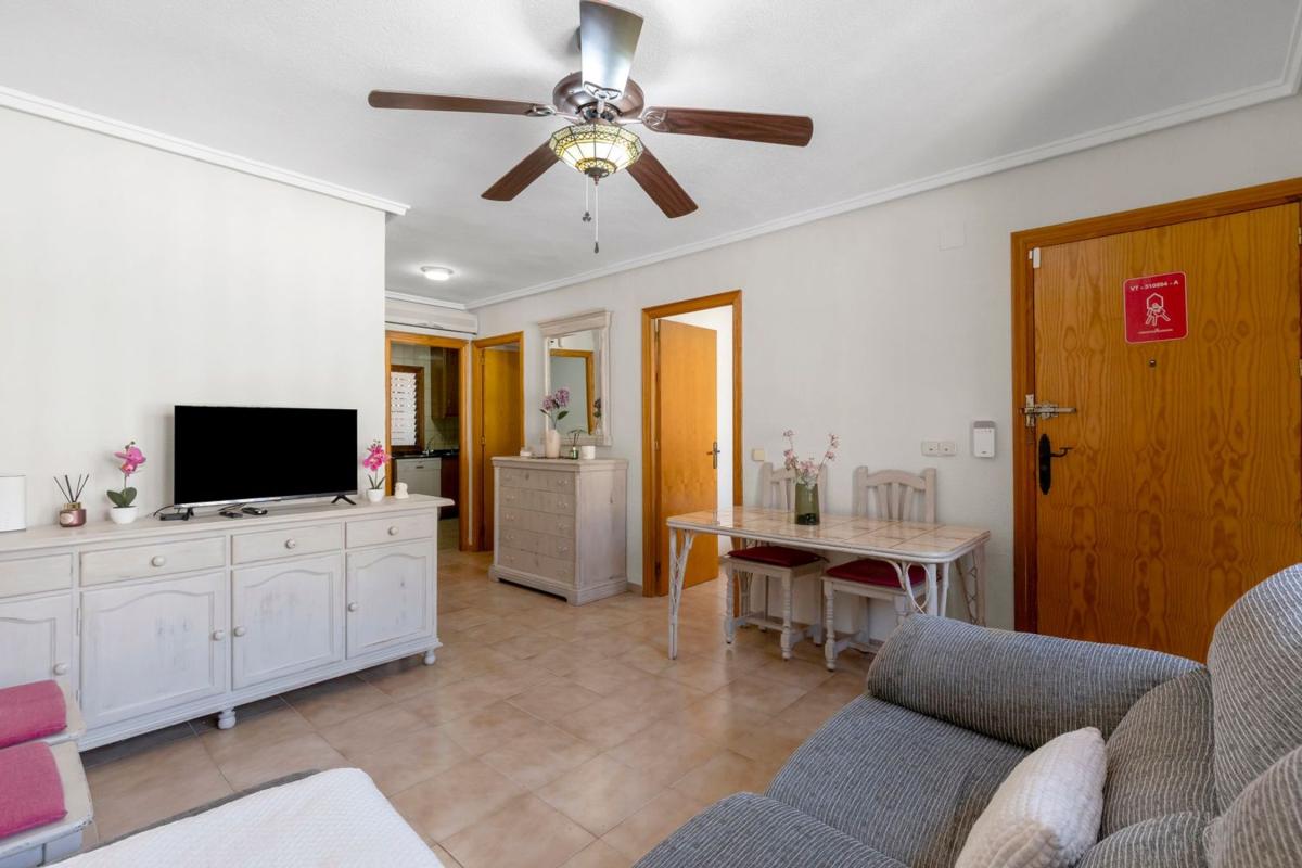 Sale of townhouse in Chalet adosado en Filipinas, 15, Calas de Santiago Bernabeu, Santa Pola , Santa Pola photo 5