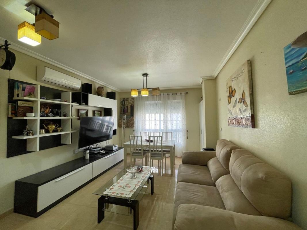 Venta de piso en Piso en Calle Cuba s/n, Almoradí, Almoradí
photo 1