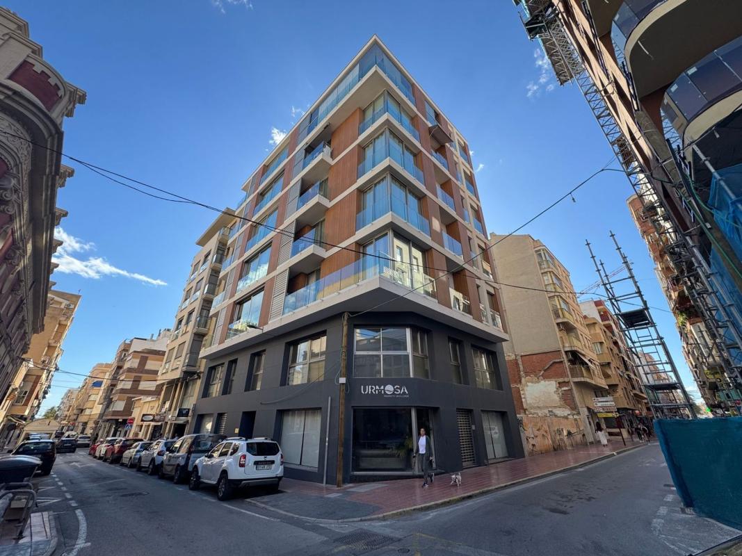 Venta de piso en Piso en Marques De Molins, 14, Centro, Santa Pola, Santa Pola
photo 2