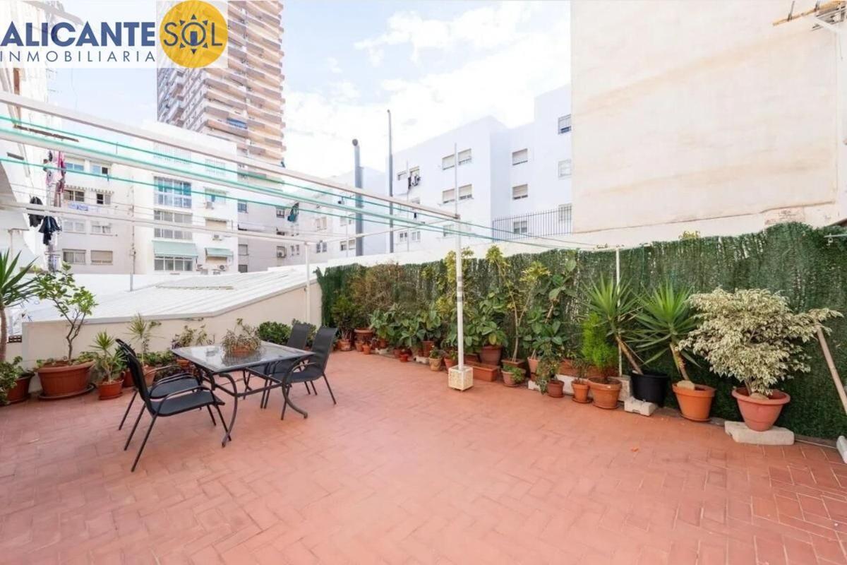Продажа квартиры на Piso en Ensanche-Diputación, Alicante / Alacant, Аликанте / Алакант
 photo 2