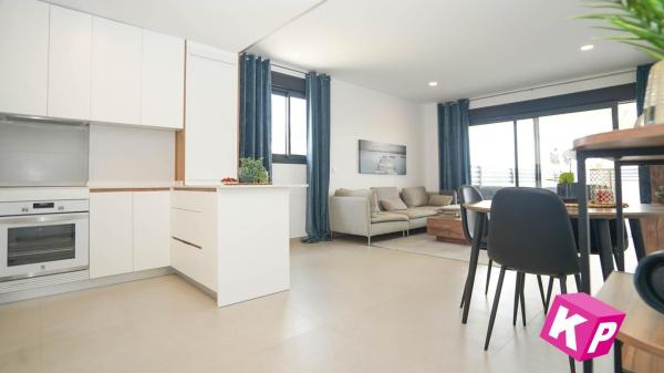 Venta de piso en Piso en Calle Pintor Sorolla, Centro, Santa Pola, Santa Pola
thumbnail 1