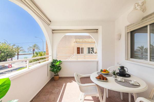Venta de piso en Piso en Calle Ecuador, 3, Calas de Santiago Bernabeu, Santa Pola, Santa Pola
photo 1