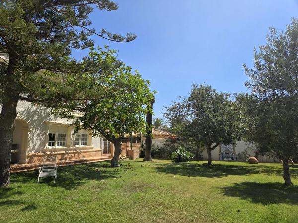 Casa o chalet independiente en Calle la Quilla, Cabo Roig, Orihuela thumbnail 1