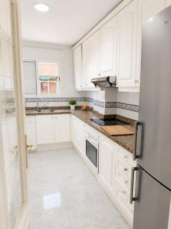 Venta de piso en Piso en Avenida Jesús Astondoa Santamaría, 2, Puerto, Santa Pola, Santa Pola
 photo 4