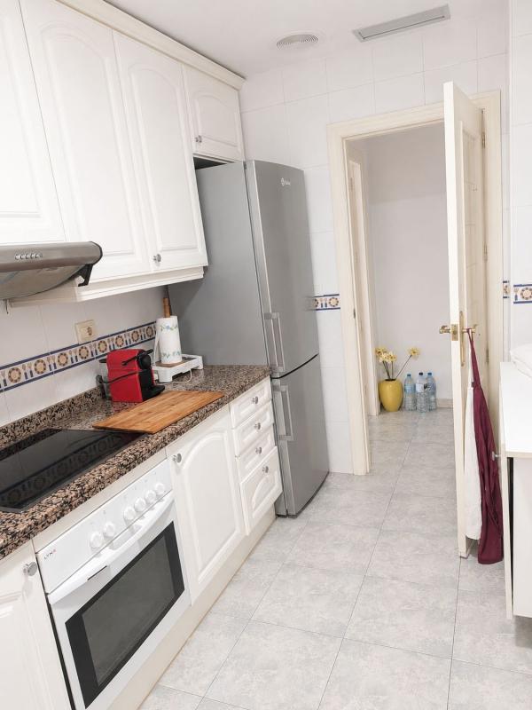 Venta de piso en Piso en Avenida Jesús Astondoa Santamaría, 2, Puerto, Santa Pola, Santa Pola
photo 5